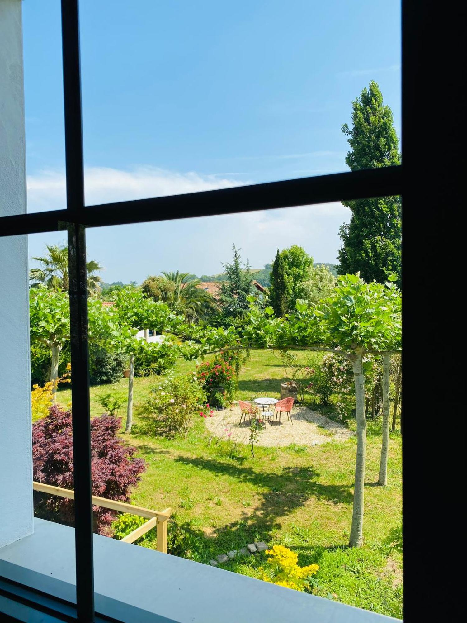 La Bastide De Guiche Entre Ocean Et Montagnes Lägenhet Exteriör bild